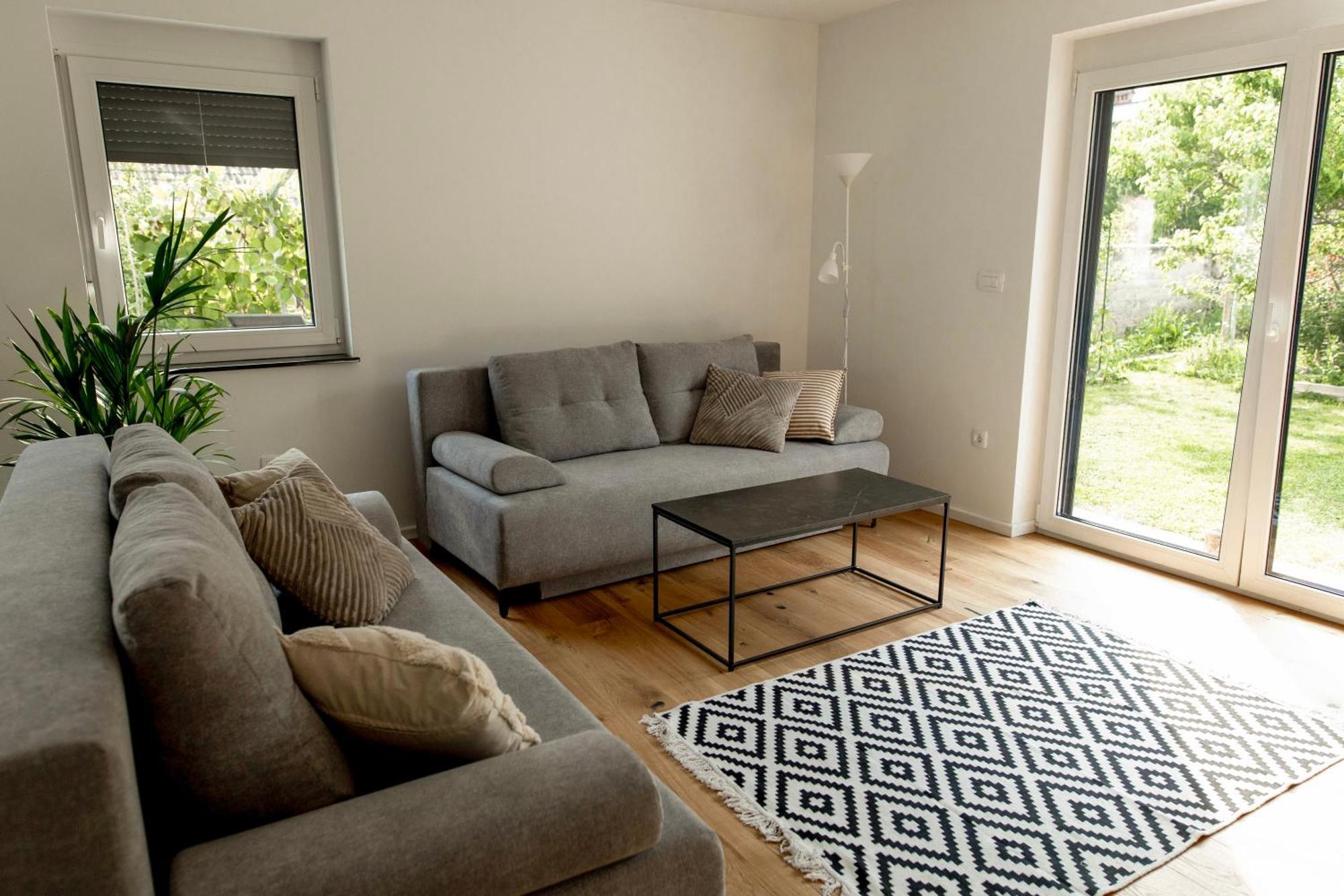 Aura Apartments Zirovnica Dış mekan fotoğraf